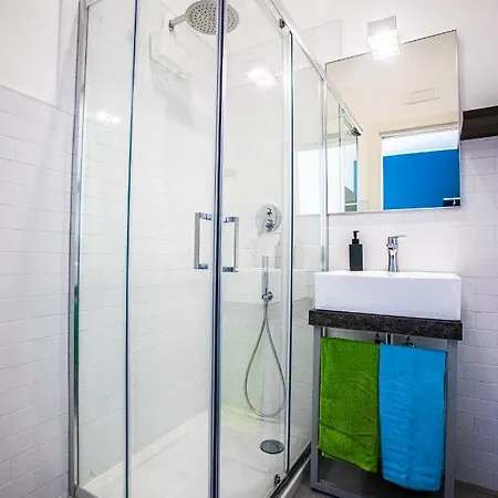 Garibaldi 136 Pensionat 2*